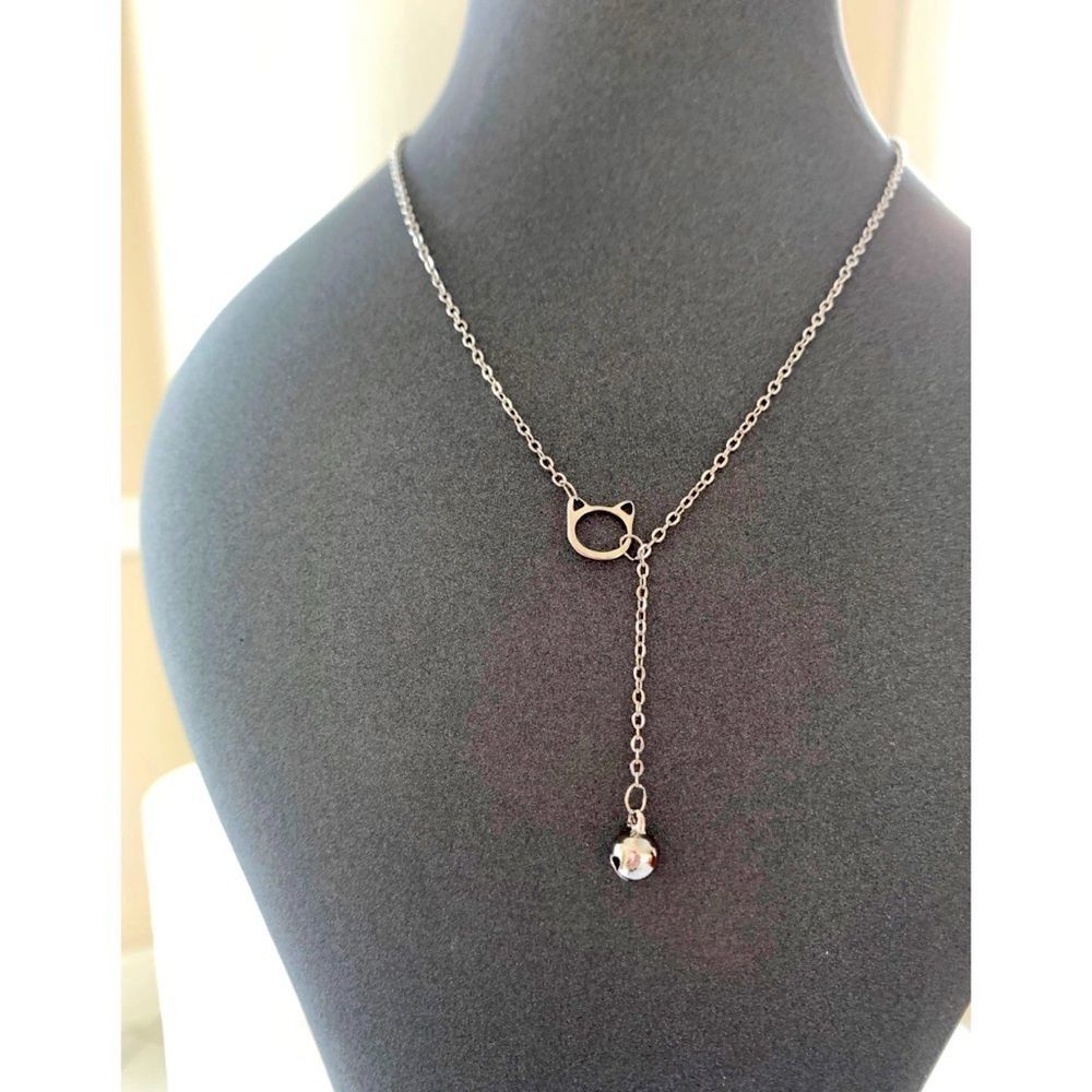 NWT Cat and bell Necklace